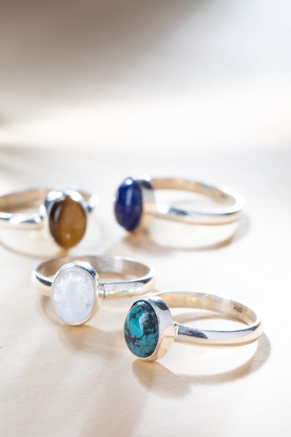 Simple Oval Set Ring Online - Image 2