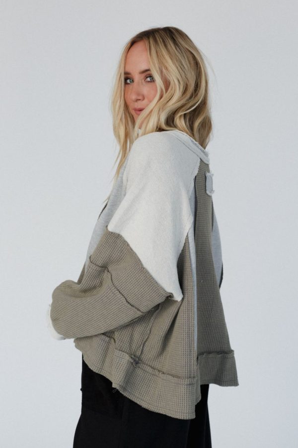 Ashley Color Block Top - Gray Hot on Sale - Image 3